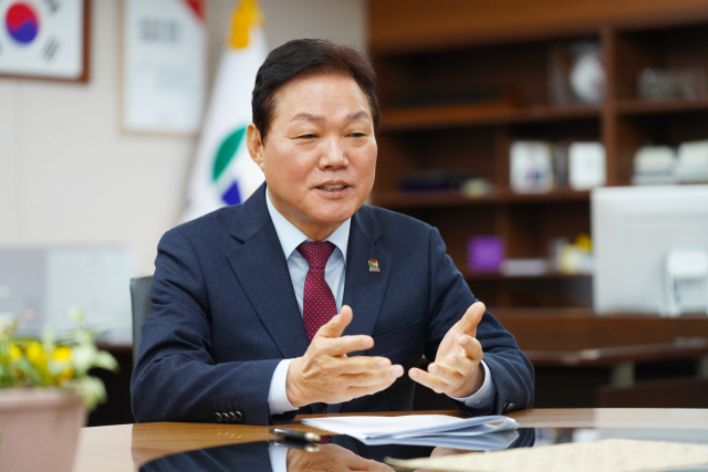박완수 경남도지사는 매일신문과의 인터뷰에서 