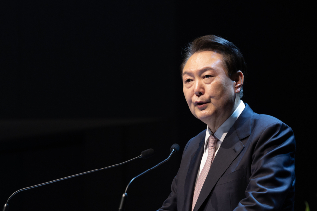 윤석열 대통령이 25일 경기도 수원시 영통구 원천침례교회에서 열린 