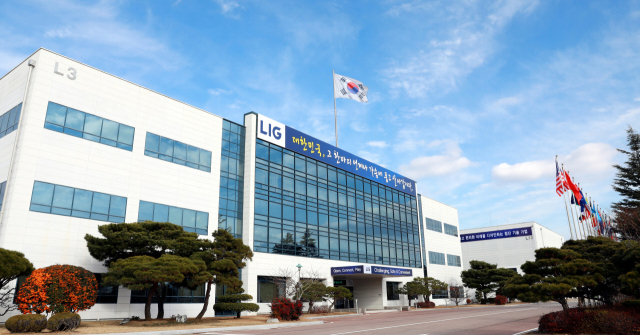 LIG넥스원 구미1하우스 전경. 천궁-II 등 K-방산 베스트셀러 무기체계가 이곳에서 만들어 진다. 구미1하우스 맞은편 대기업 부지를 매입해 생산 시설을 확장할 계획이다. LIG넥스원 제공