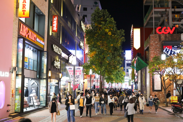 동성로 거리가 인파로 붐비고 있다. 대구시 제공