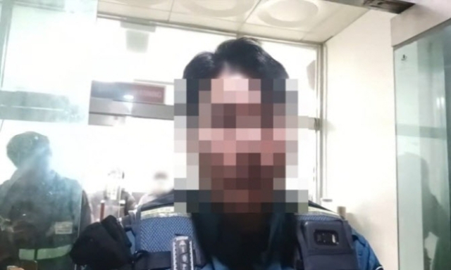A씨가 무단으로 찍어 올린 경찰 영상. 틱톡
