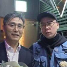 악플 댓글창 닫은 나얼 '건국전쟁' 김덕영 감독 만나