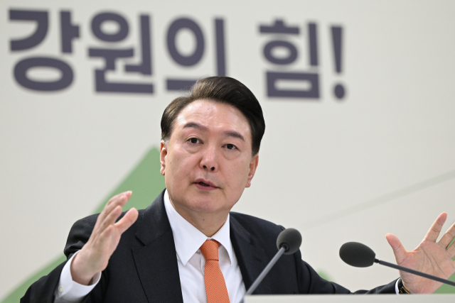 윤석열 대통령이 11일 강원특별자치도 춘천 강원도청 별관에서 