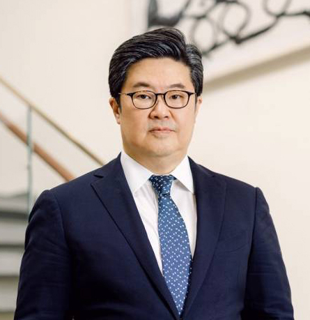 홈플러스 대주주 MBK, 전방위 압박 받아...