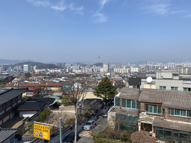 앞산에서 본 대구 전경. 대구 남구 일대에 빌라가 밀집해 있다. 매일신문 DB