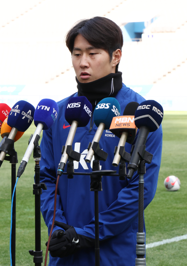 지난 아시안컵 기간 주장 손흥민과 물리적 충돌로 