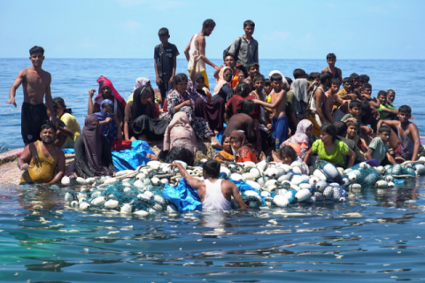 로힝야 난민 바다서 50여명 실종…인니, 이틀만에 수색 중단