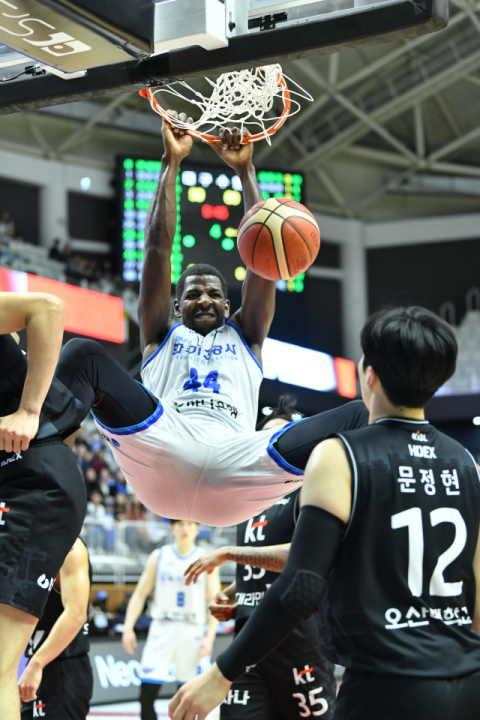 KBL 가스공사 3연패 '수렁'…KT에 졌지만 7위 유지