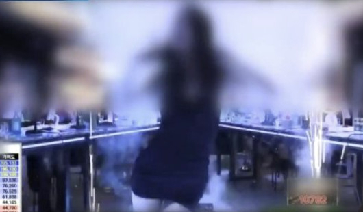 후원 금액에 따라 BJ들의 직급과 퇴출 여부가 결정되는 이른바 