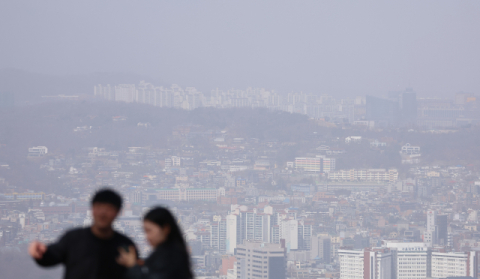 전국에 황사비…수도권·강원·충남·경북 미세먼지 '매우나쁨'