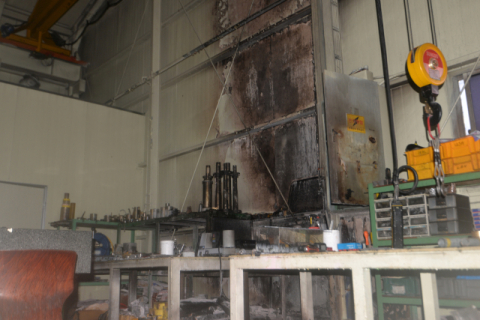 대구 달성군 기계부품 공장서 화재…60대 작업자 1명 화상