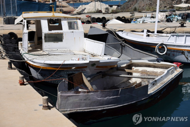 난민들이 타는 어선(기사와 직접 관련 없음)[로이터 연합뉴스]