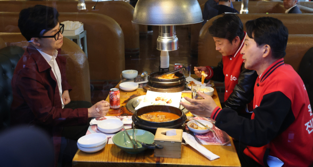 한동훈, 이번엔 원희룡과 강남 딤섬집서 등장…무슨 얘기 나눴나