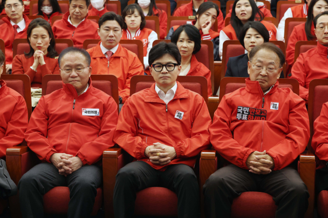 당심? 민심? 전대룰 두고 옥신각신…국힘, 지금 이럴 땐가?