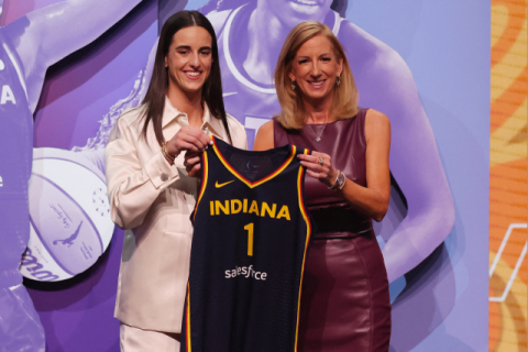 여자농구 슈퍼스타 클라크, WNBA 신인 1순위로 인디애나행