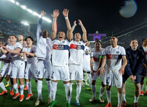 이강인 교체 출전한 PSG, 바르샤 꺾고 UCL 4강행