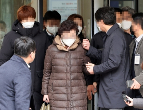 '잔고증명서 위조' 尹 장모, 가석방 재심사… 통과하면 5월 14일 출소