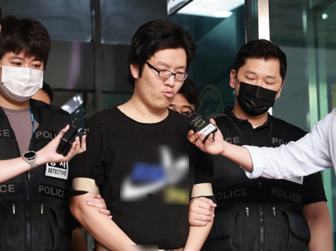 '등산로 살인' 최윤종 무기징역 확정…