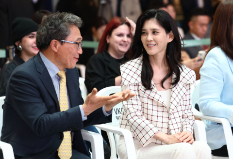 '유학 대신 국내파' 이부진 아들 수능 성적 'SNS'서 화제