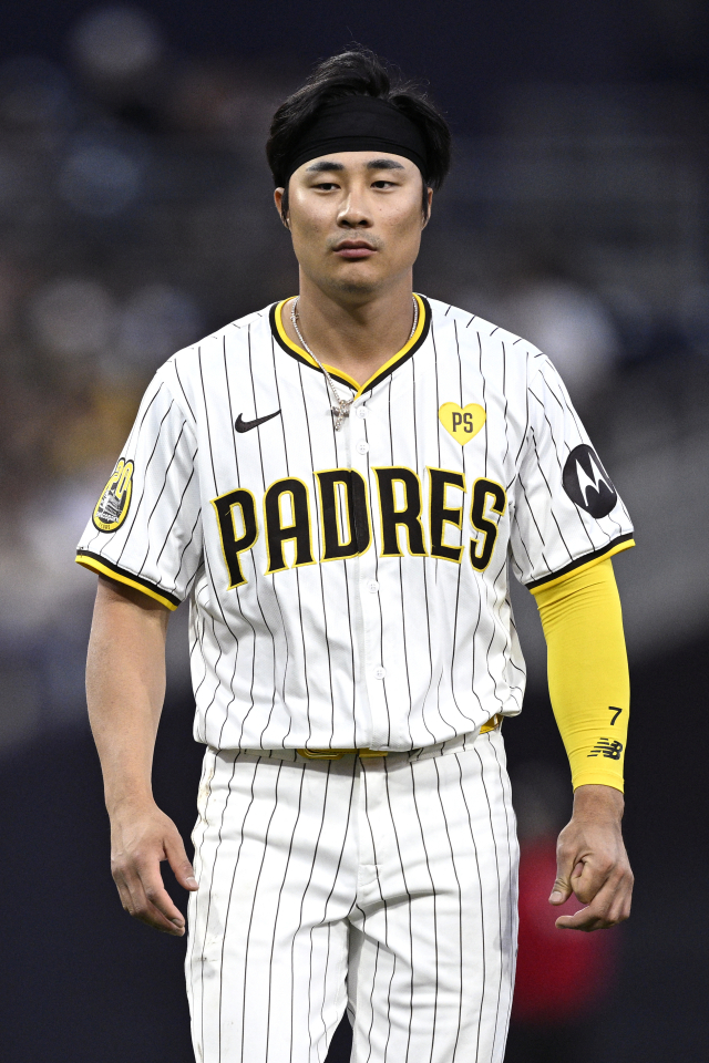 30일 미국 샌디에이고 펫코 파크에서 열린 MLB 신시내티 레즈와의 경기에 출전한 샌디에이고 파드리스의 김하성. 연합뉴스