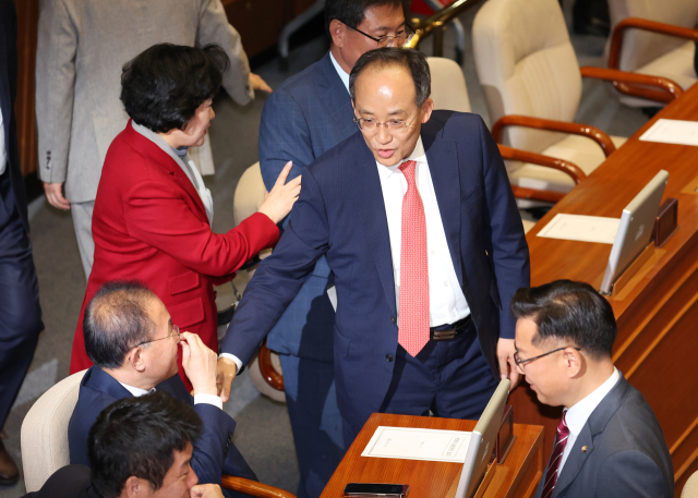 국민의힘 추경호 의원이 2일 오후 서울 여의도 국회에서 열린 여야 합의로 