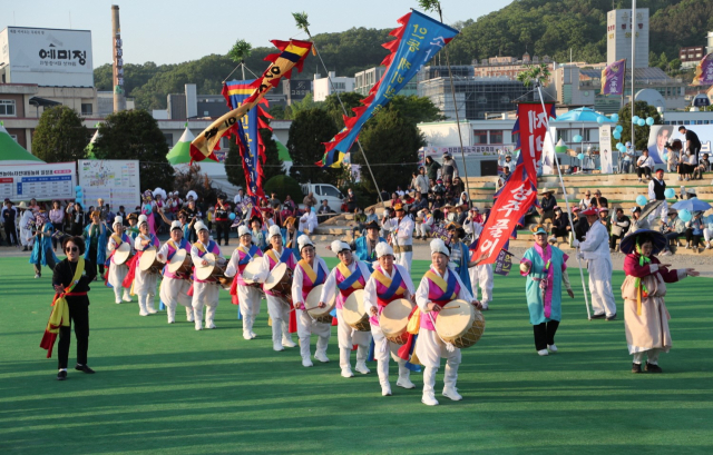 안동시와 안동문화원은 3일부터 7일까지 옛 안동역사 부지 내에 마련된 축제장에서 '2024 차전장군 노국공주 축제'를 마련한다. 안동시 제공