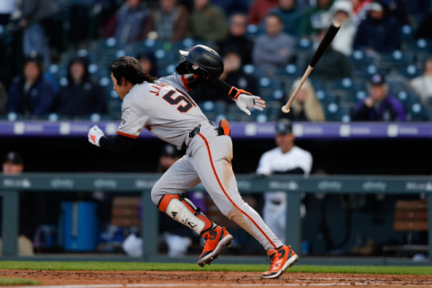 MLB 이정후,  빅리그 첫 3안타 경기…김하성도 안타 기록