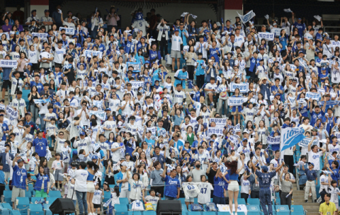 잘 나가는 삼성 라이온즈, 투타·신구 조화로 상승세