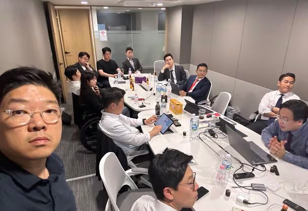 보수 재건과 당 혁신을 주제로 밤샘 토론을 진행 중인 국민의힘 소장파 모임 