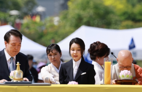 법무부 김건희 여사 사건 수사팀 유임…부장검사 교체 없이 속도내나