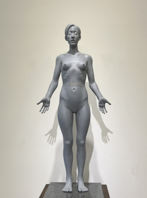 한수위, Sacrificer, Resin, 30×17×90cm, 2023