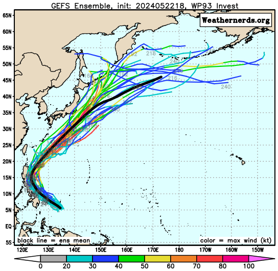 다중앙상블(GEFS) 모델의 1호 태풍 에위니아 격상 예상 열대저압부 예상경로