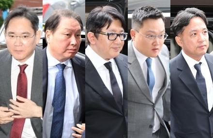 [화보] UAE 대통령 뜨자 이재용·최태원부터 방시혁에 무신사 대표까지 총출동