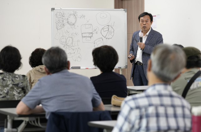 30일 대구 수성구 범어도서관 대강의실에서 열린