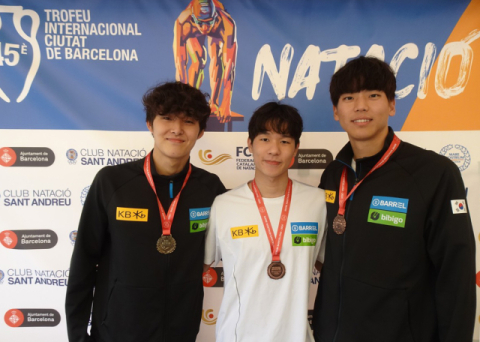 김민섭(경북체육회), 접영 200m서 세계기록자 제치고 우승 '파란' 