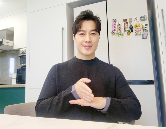 강철부대 마스터를 맡고 있는 최영재씨가 6월 호국의 달을 맞아 