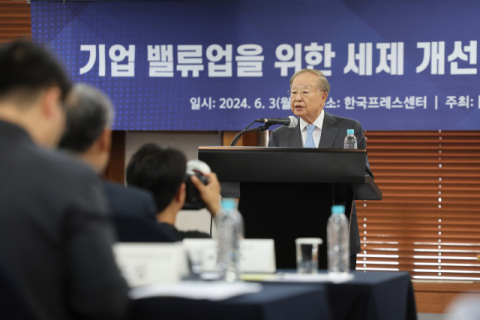 ‘100년 기업’ 죽이는 상속세…中企 42% 가업승계 고민