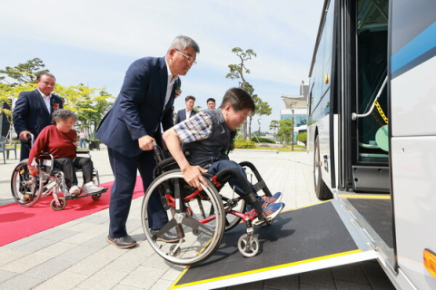 장애인 시외·고속버스 이동권…전문가들이 바라본 현실적인 해법은