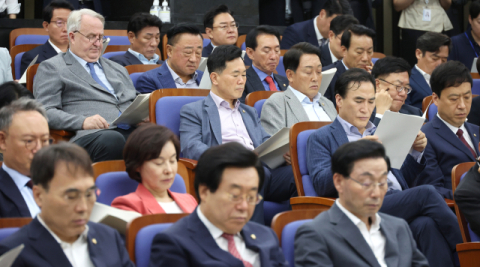21대 개원 때 겪어놓고…또다시 땜질 처방 악순환