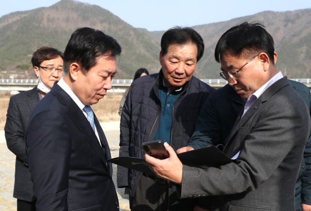안동시가 현장소통과 읍면동 공감 소통을 통해 접수된 민원 처리에 대해 중간점검을 실시해 주민들이 불편함 없는 삶을 영위할 수 있도록 나서고 있다. 안동시 제공