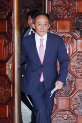 국민의힘 추경호 원내대표가 24일 오전 국회에서 비공개 의원총회를 마친 뒤 나오고 있다. 연합뉴스