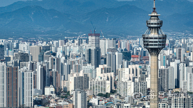 대구 달서구 두류동 상공에서 바라본 대구 시가지. 매일신문DB