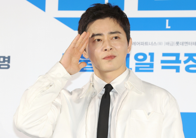 배우 조정석이 26일 오전 서울 광진구 롯데시네마 건대입구점에서 열린 영화 