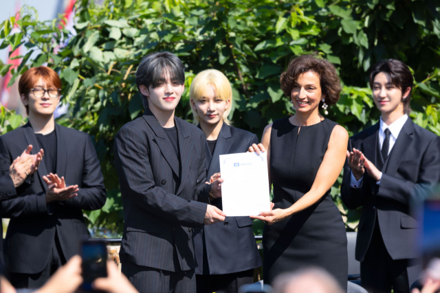 유네스코 청년 친선 대사로 임명된 세븐틴. 플레디스엔터테인먼트 제공