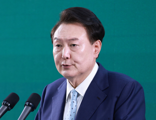 윤석열 대통령이 지난 26일 서울 광진구 보건복지부 국립정신건강센터에서 열린 