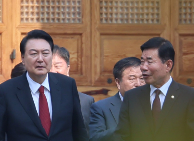 윤석열 대통령과 김진표 국회의장. 연합뉴스