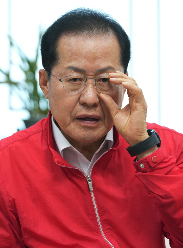 홍준표 대구시장. 김영진 기자 kyjmaeil@imaeil.com