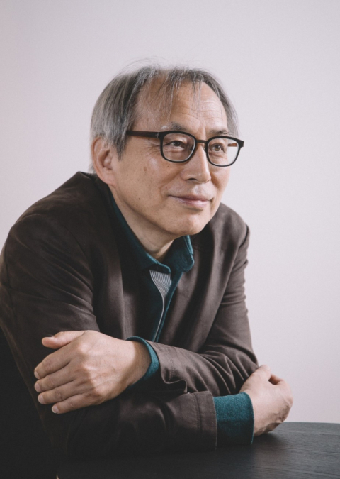 제21회 이육사詩문학상,  '순한 먼지들의 책방' 저자 정우영 시인 선정