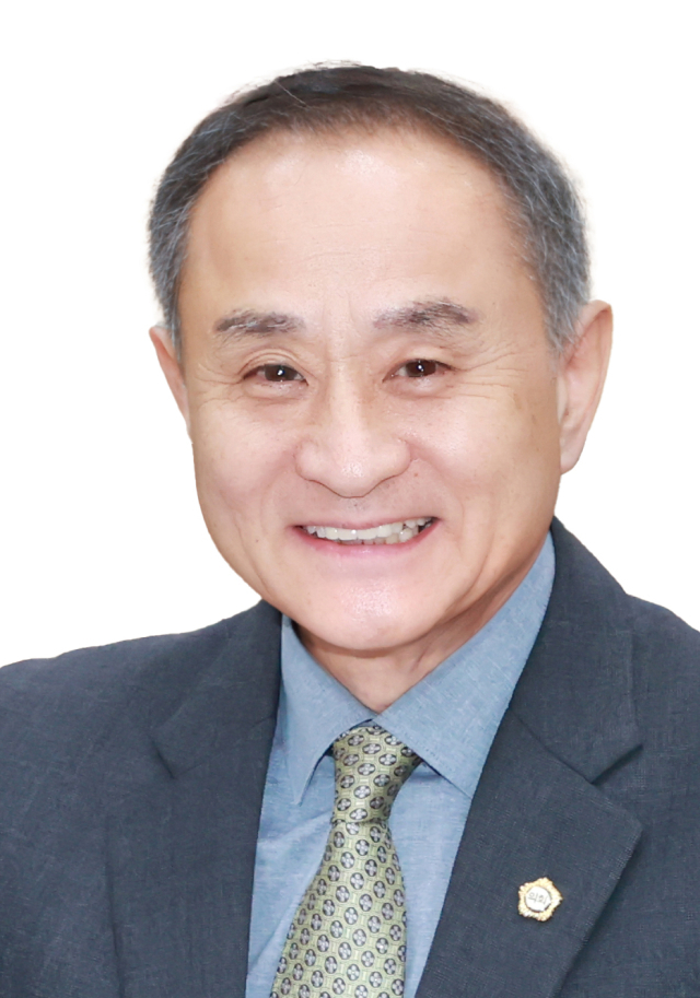 청송군의회 제9대 후반기 부의장에 선출된 윤영경 의원. 청송군의회 제공