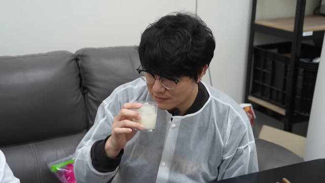 가수 성시경이 직접 출시한 막걸리 